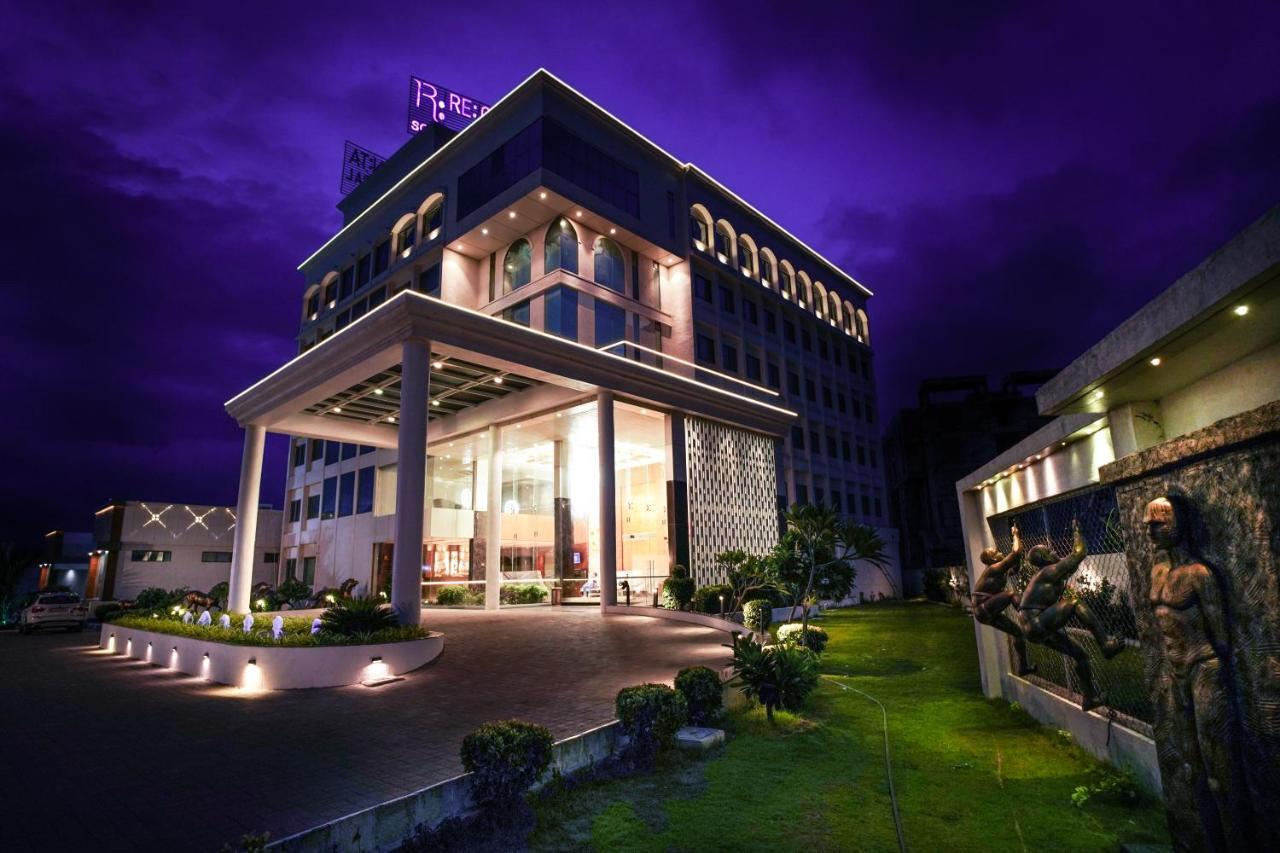 Regenta Central Somnath, Bhalpara Экстерьер фото