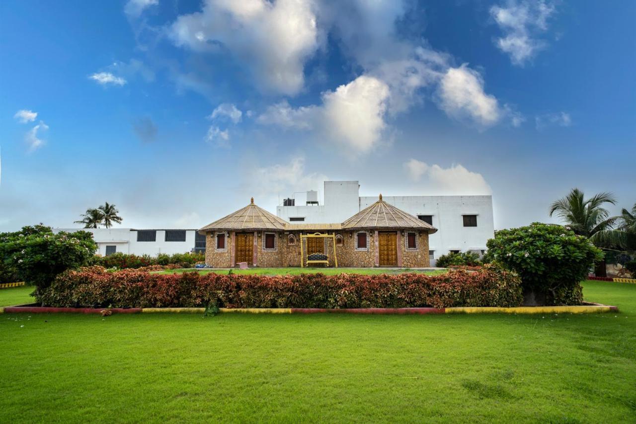 Regenta Central Somnath, Bhalpara Экстерьер фото